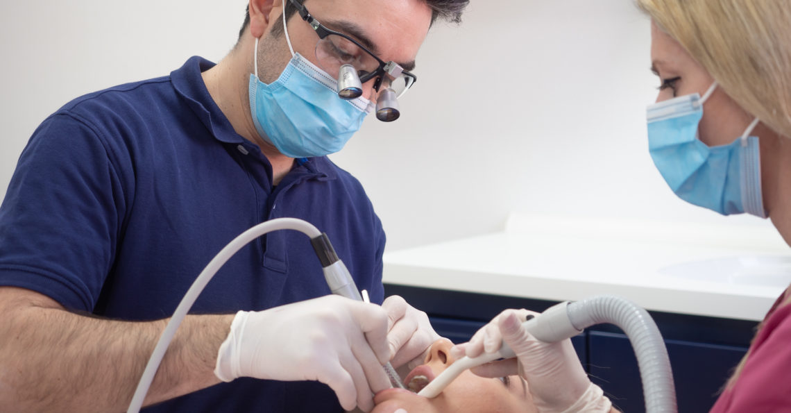 Zahnkompass Krefeld • Zahnarztpraxis Krefeld | Dr. Ramazan Yetis